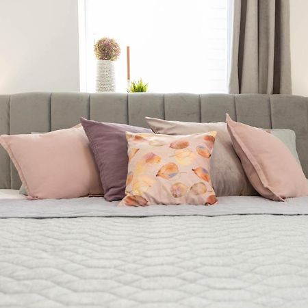 Apartmani Sun & Moon Bjelovar Eksteriør billede