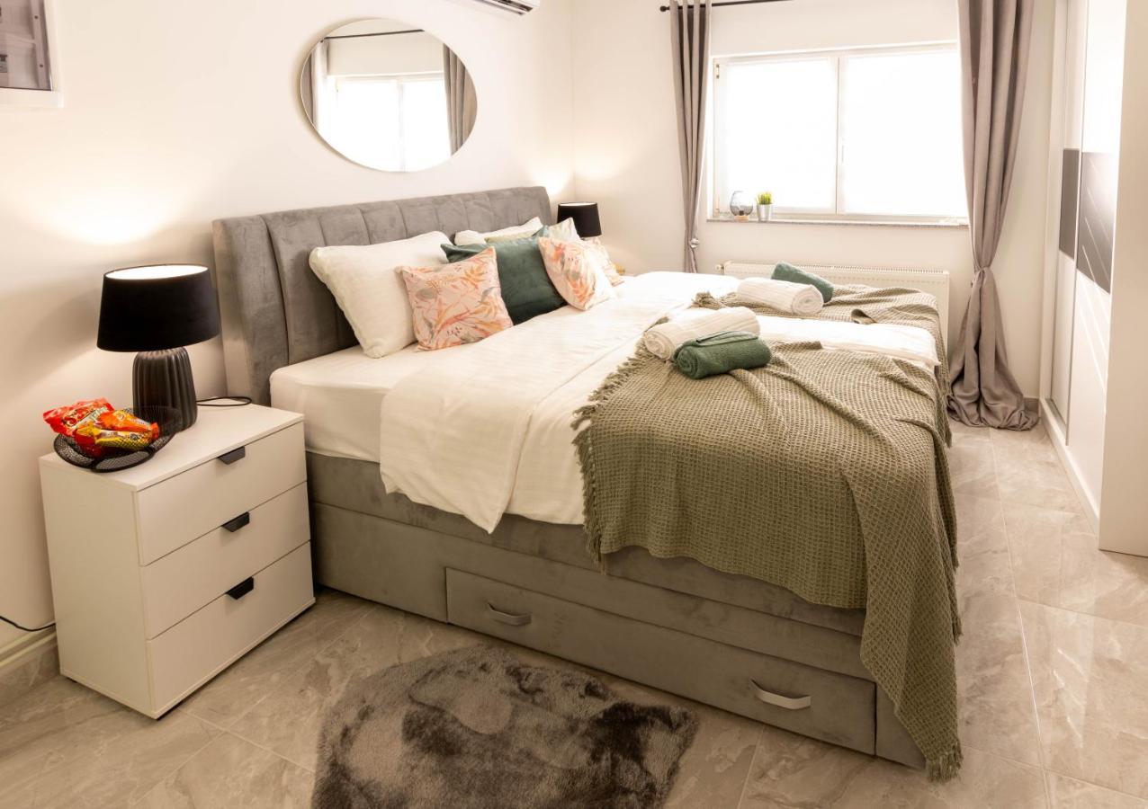 Apartmani Sun & Moon Bjelovar Eksteriør billede