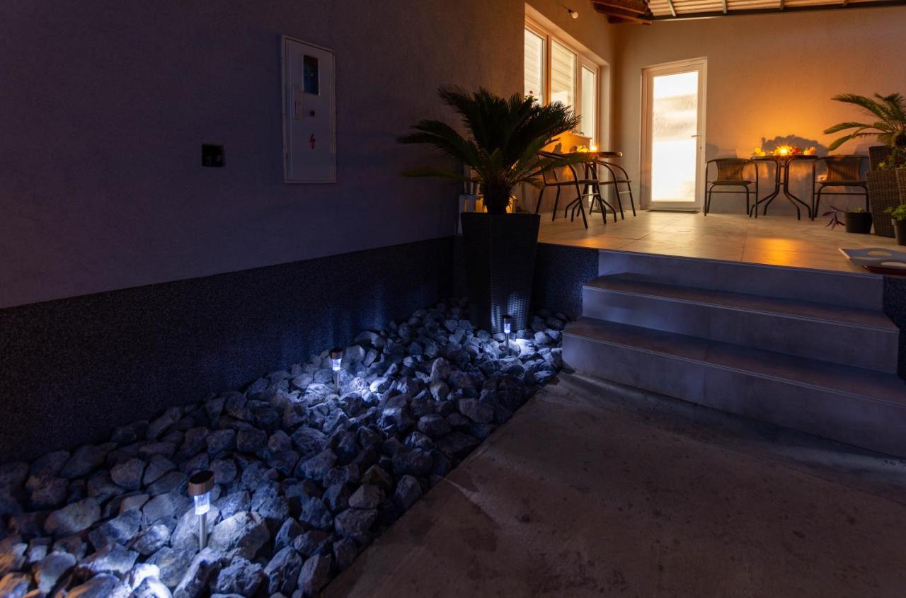 Apartmani Sun & Moon Bjelovar Eksteriør billede