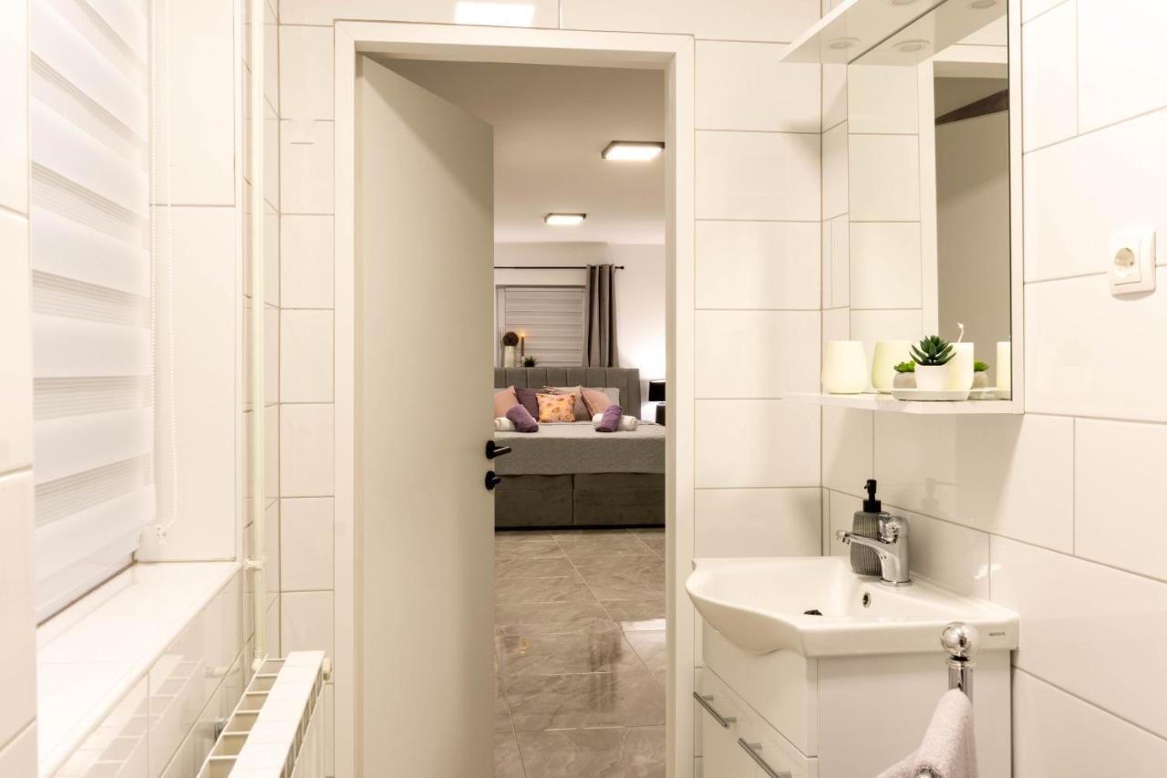 Apartmani Sun & Moon Bjelovar Eksteriør billede