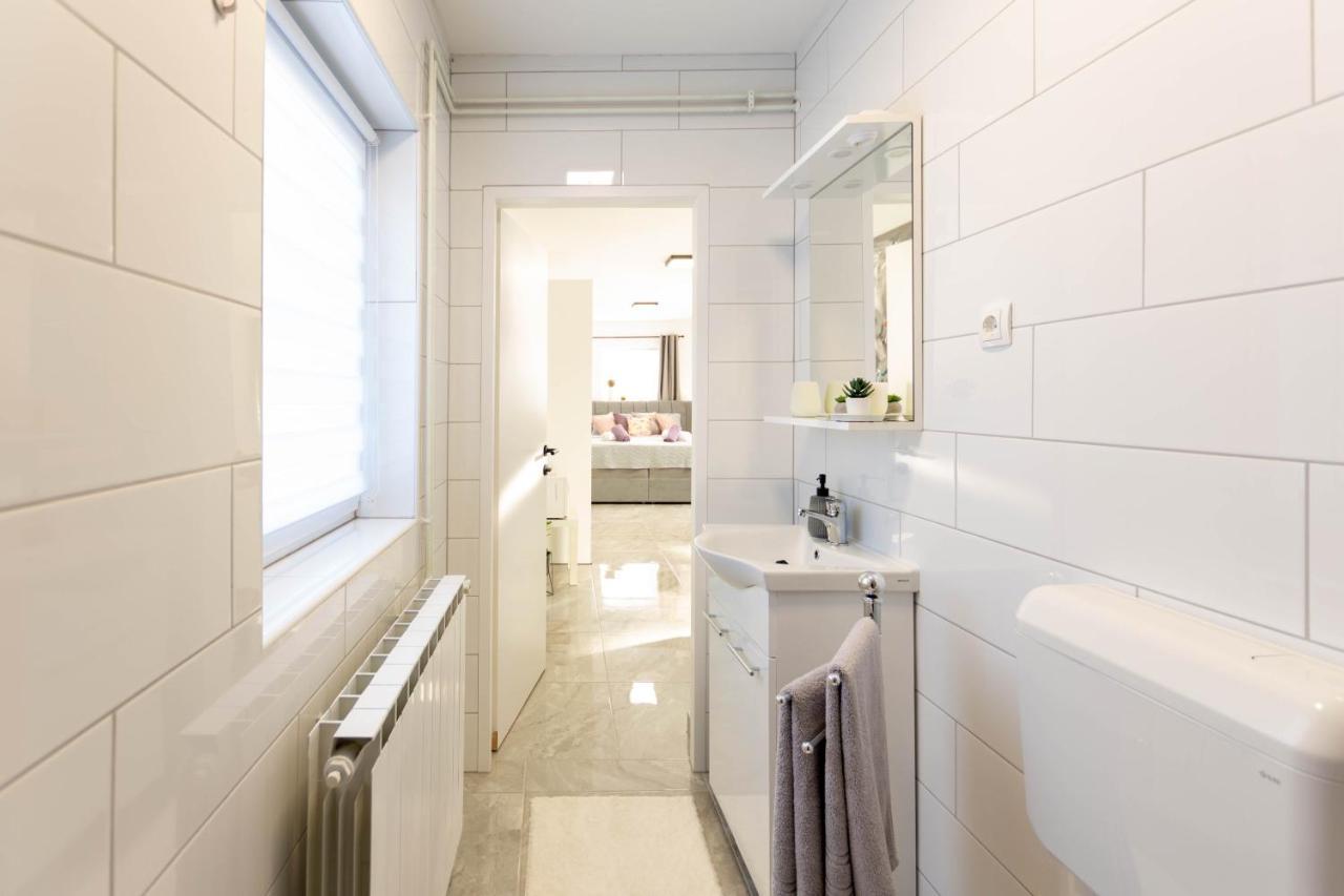 Apartmani Sun & Moon Bjelovar Eksteriør billede