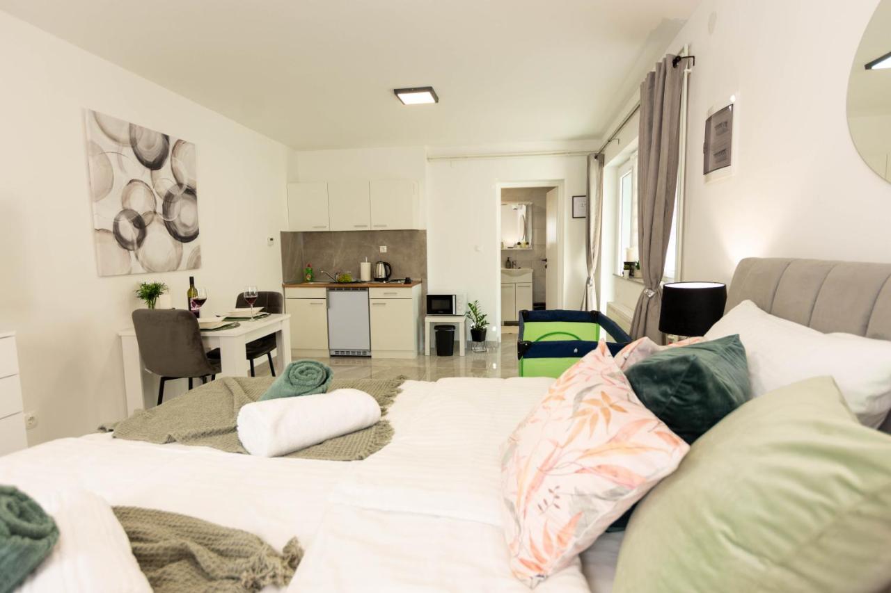 Apartmani Sun & Moon Bjelovar Eksteriør billede