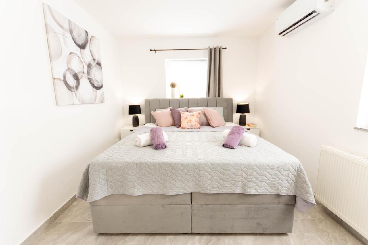 Apartmani Sun & Moon Bjelovar Eksteriør billede